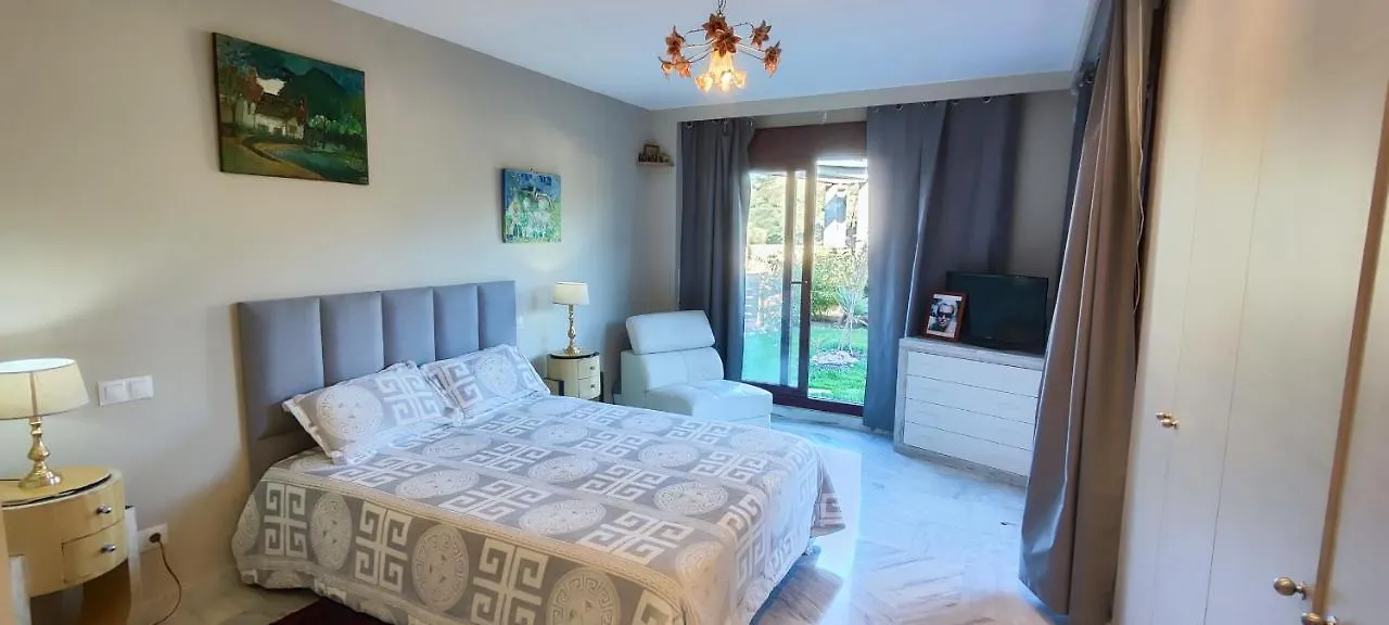 Gorgeous 3 Bedrooms In Villa Natural Reserve Park! 에스테포나