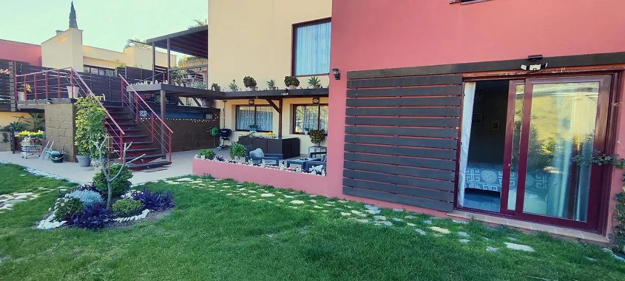 Gorgeous 3 Bedrooms In Villa Natural Reserve Park! 埃斯特波纳